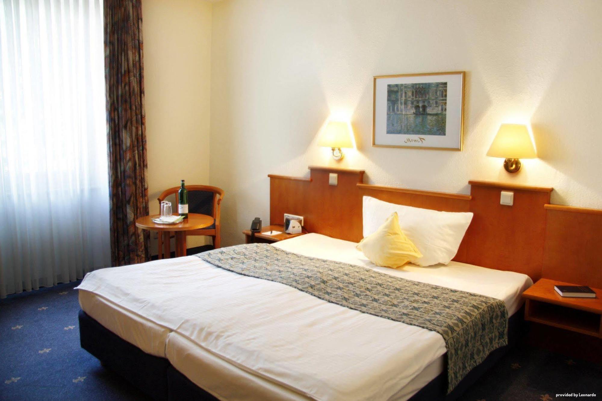 Sure Hotel By Best Western Ambassador Duesseldorf Eksteriør bilde